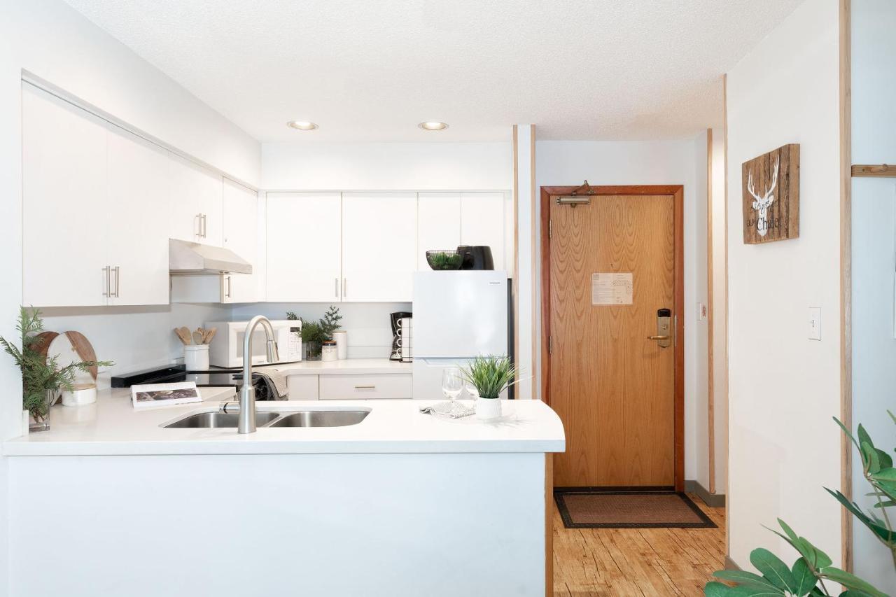 Apartamento Slopeside Whistler Creek Exterior foto